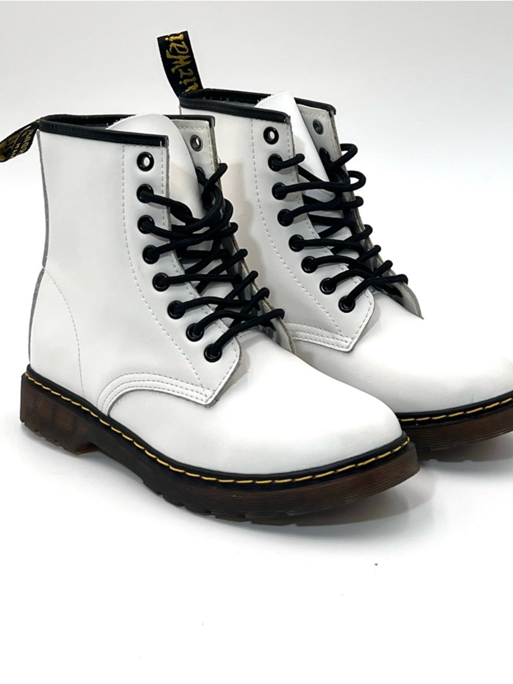 Dr Martens 1460 Pascal White Smooth Leather Lace Up Combat Boots Women’s 9 NWOT